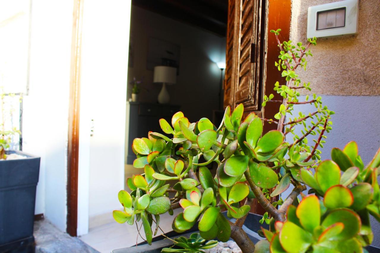 Gdm Central Apartment ปาแลร์โม ภายนอก รูปภาพ