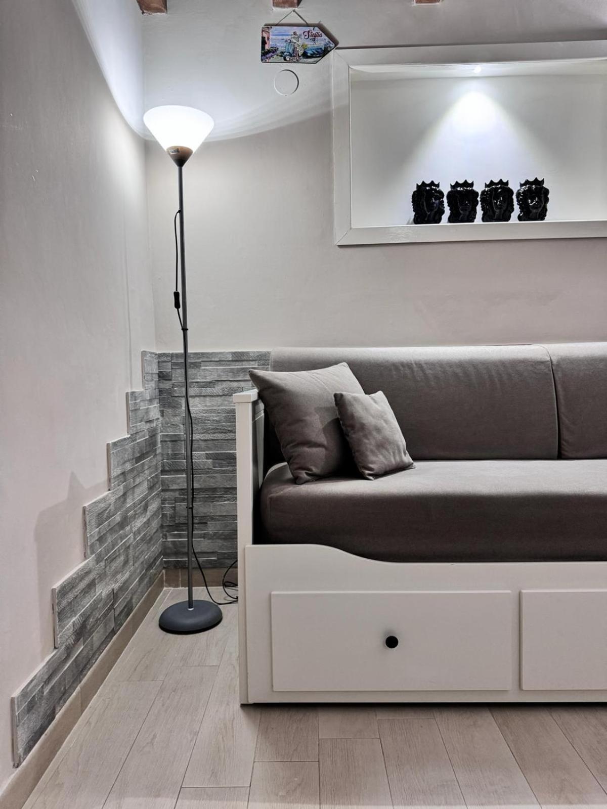 Gdm Central Apartment ปาแลร์โม ภายนอก รูปภาพ